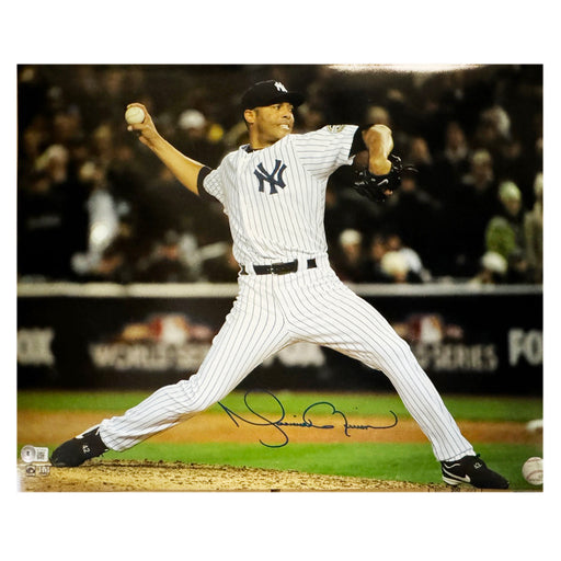 Mariano Rivera Signed New York Yankees Pitching Baseball 16x20 Photo (Beckett)
