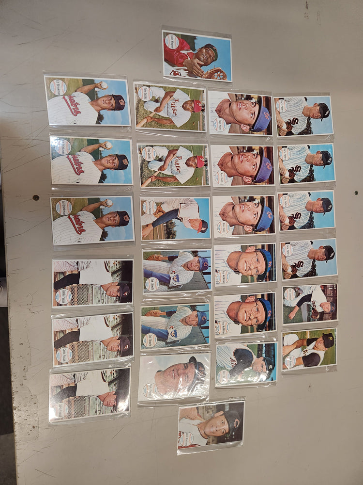 26 1964 Topps Giant Cards Including Colavito. Clean group. Lots Of Dupes Avg EX