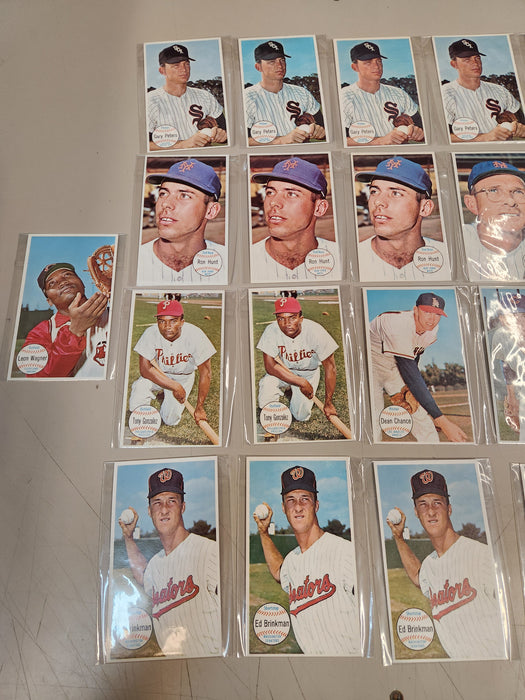 26 1964 Topps Giant Cards Including Colavito. Clean group. Lots Of Dupes Avg EX