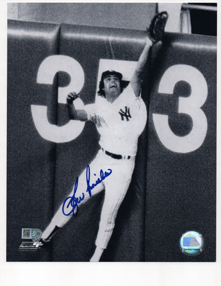 Lou Piniella Signed 8x10 Photo (AIV AA23947)
