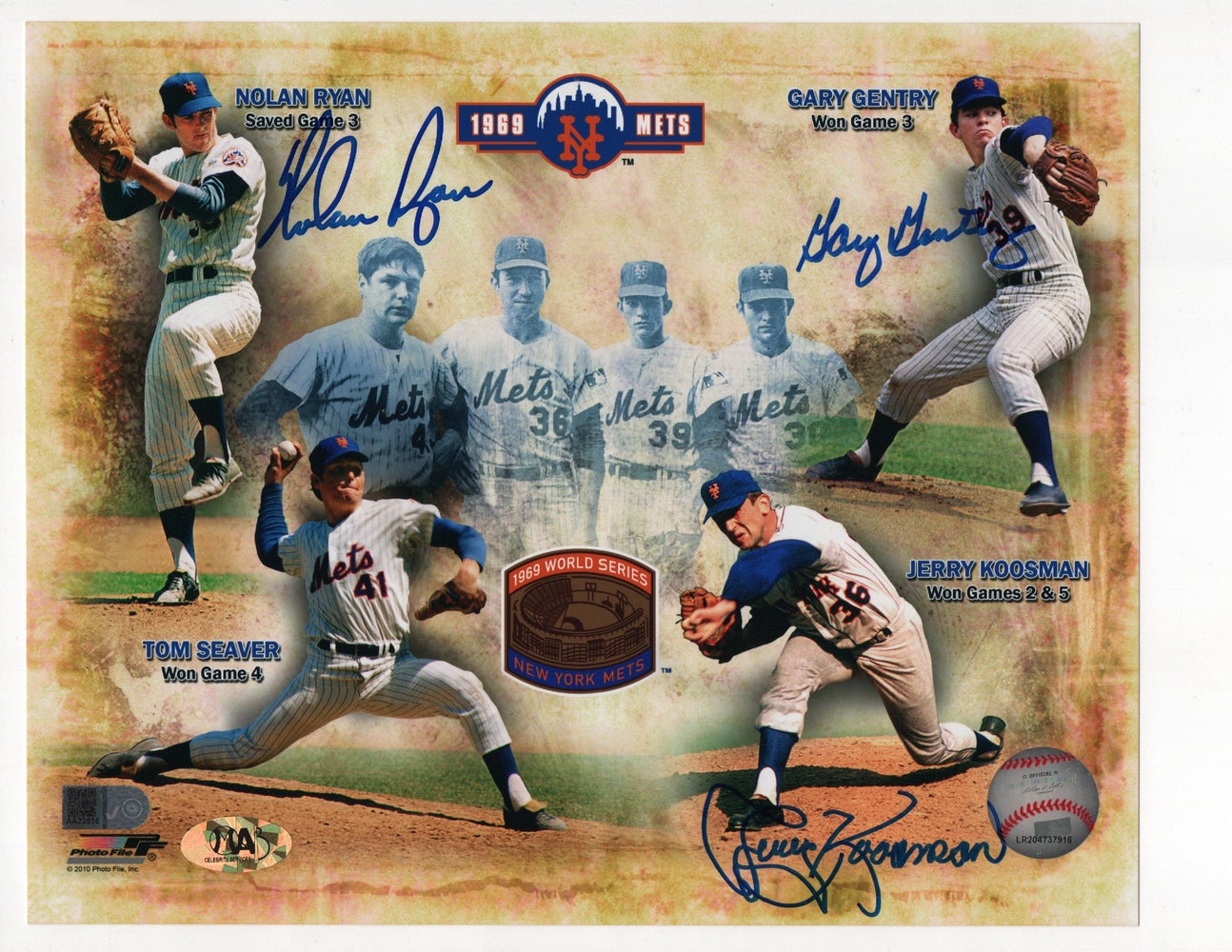 Nolan Ryan, Jerry Koosman and Gary Gentry Signed 8x10 Photo (AIV AA23956)