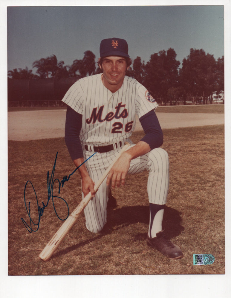 Dave Kingman Signed 8x10 Photo (AIV AA24091)
