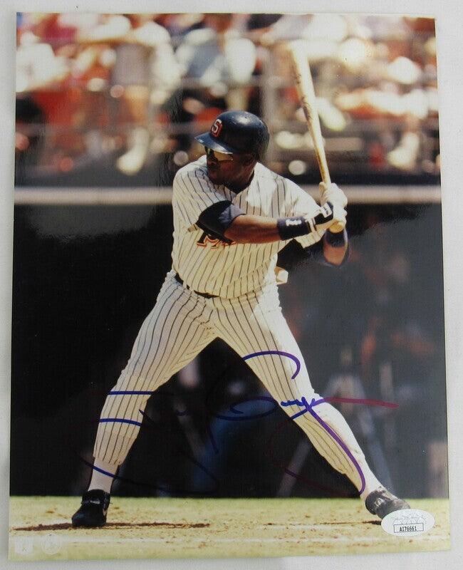 Tony Gwynn Signed 8x10 Photo JSA AI76661 - RSA