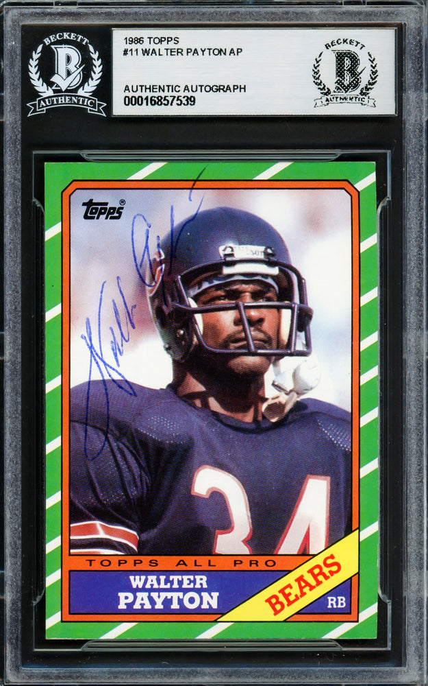 Walter Payton Autographed 1986 Topps Card #11 Chicago Bears Beckett BAS #16857539