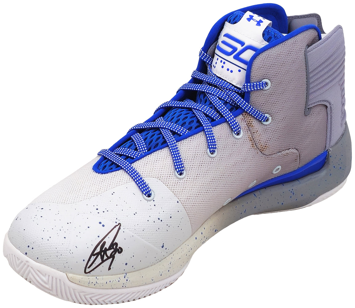 Stephen Curry Autographed Grey Under Armour Curry 3 Shoe Golden State Warriors Size 13 JSA