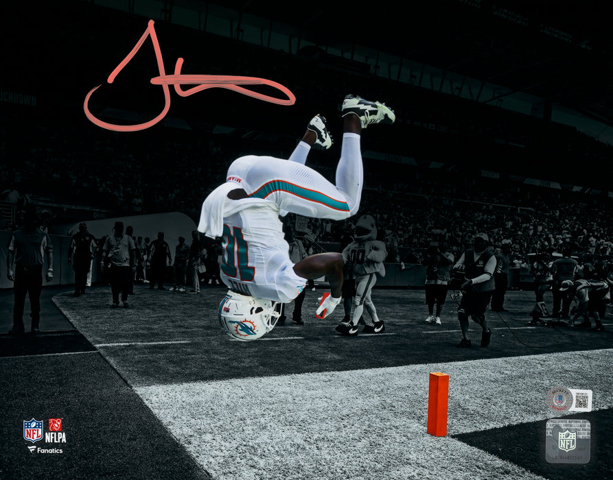 Tyreek Hill Autographed 11x14 Photo Miami Dolphins Spotlight Selfie Backflip Beckett BAS Witness