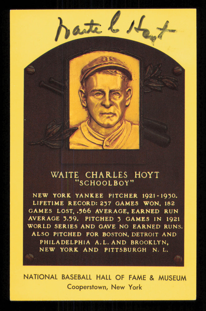 Waite Hoyt Autographed Hall of Fame HOF Plaque Postcard New York Yankees