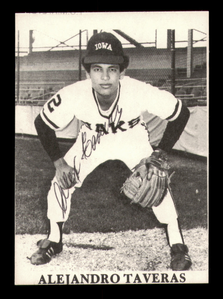 Alex Taveras Autographed 1975 TCMA Rookie Card Iowa Oaks