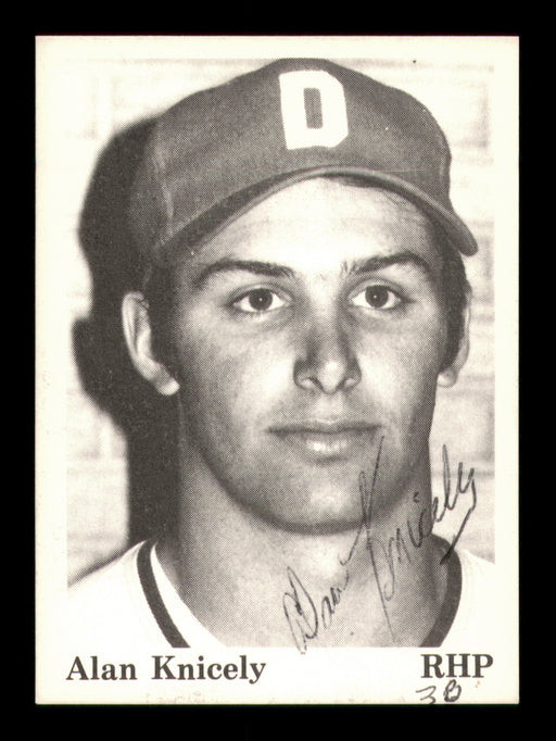 Alan Knicely Autographed 1975 TCMA Rookie Card #18 Dubuque Packers