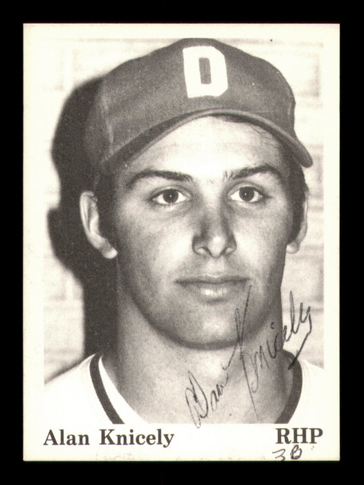 Alan Knicely Autographed 1975 TCMA Rookie Card #18 Dubuque Packers