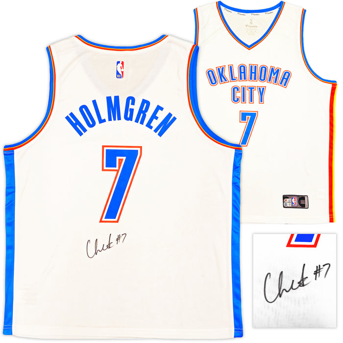 Oklahoma City Thunder Chet Holmgren Autographed White Fanatics Jersey Size L Beckett BAS Witness