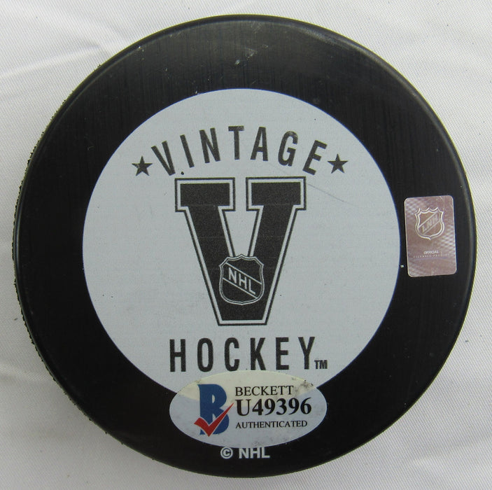 Bobby Hull Signed Jets Logo Hockey Puck w/ Insc Beckett U49396