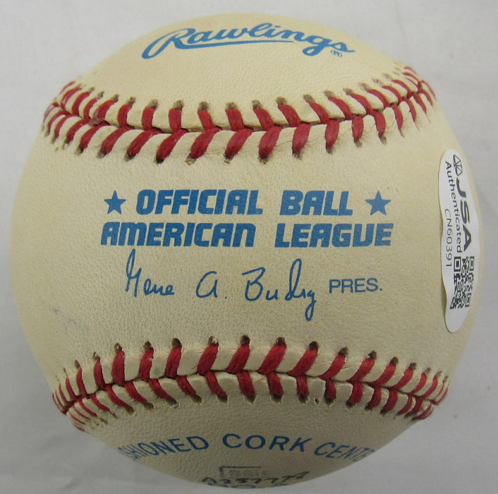 Bernie Williams Signed Auto Rawlings Baseball JSA CN60391