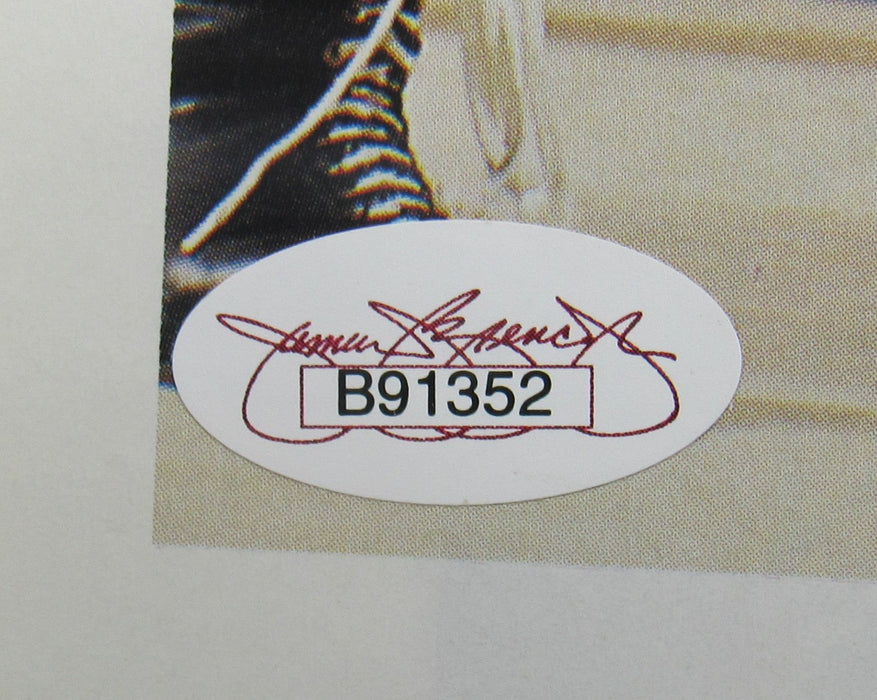 Muhammad Ali Signed Auto 8.5x10.5 JSA B91352