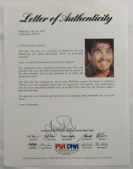 Muhammad Ali Signed Auto 8.5X11 Magazine Page PSA/DNA LOA H49719