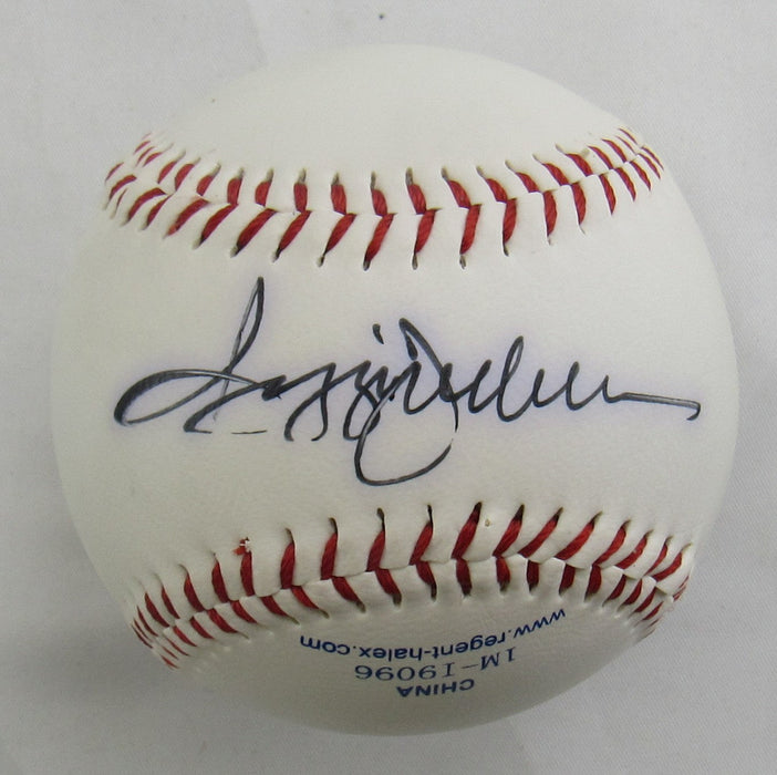 Reggie Jackson Signed Auto Baseball B171