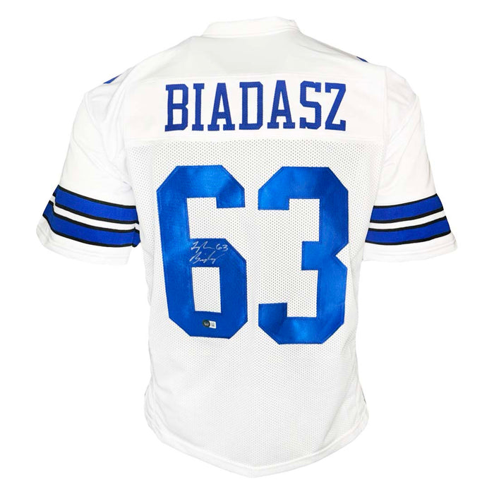Tyler Biadasz Signed Dallas White Football Jersey (Beckett)