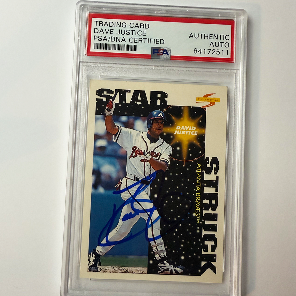 David Justice Signed 1996 Score #385 PSA Auto Authentic