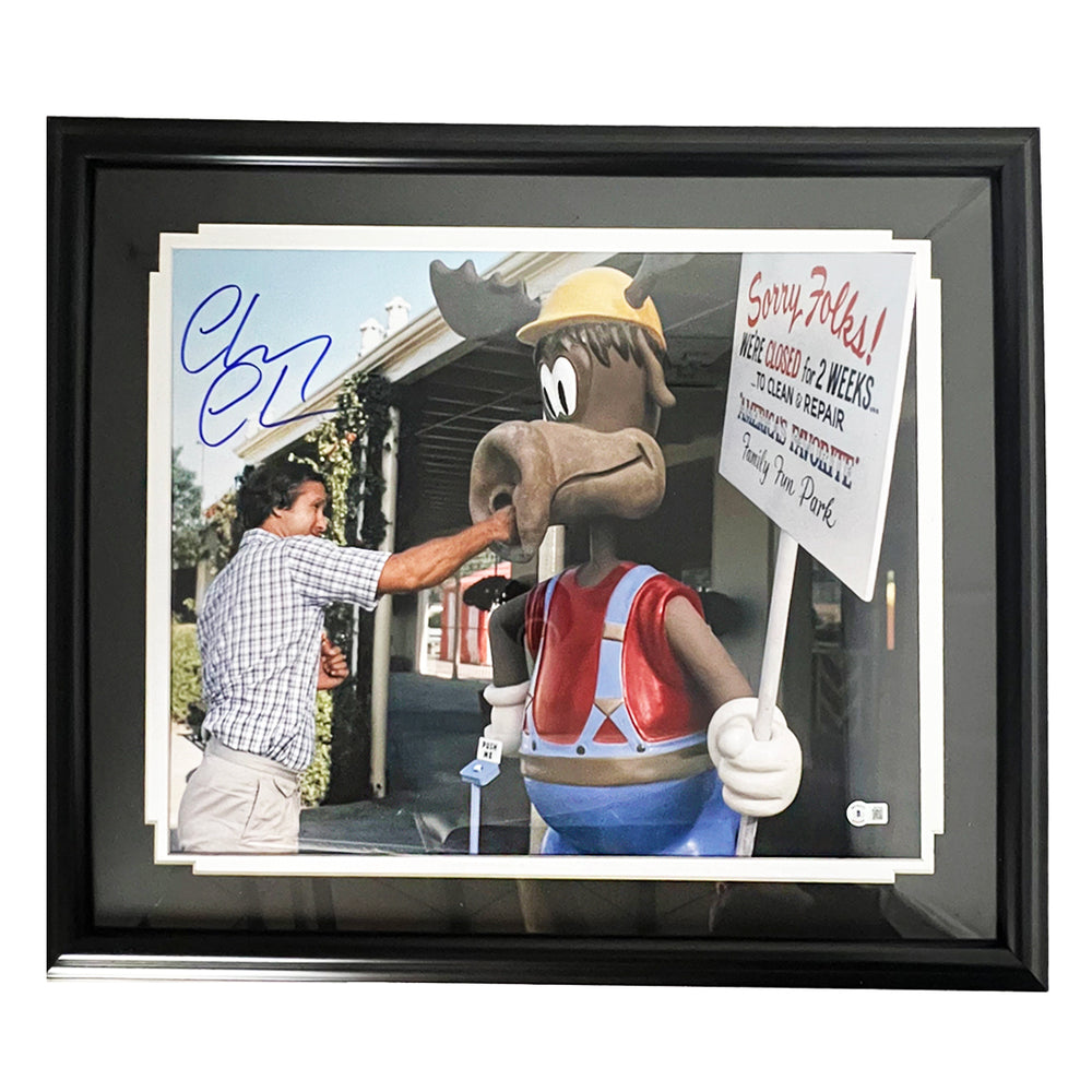 Chevy Chase Signed Pose 2 Vacation 16x20 Framed Photo (Beckett)