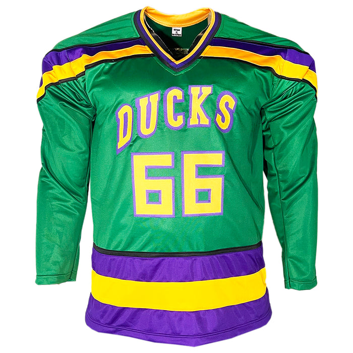 Emilio Estevez Signed Gordon Bombay Mighty Ducks Green Hockey Jersey (JSA)