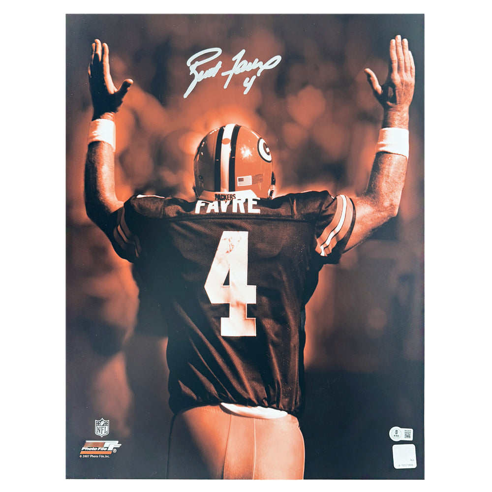 Brett Favre Signed Pose 1 Football 16x20 Photo (Beckett)