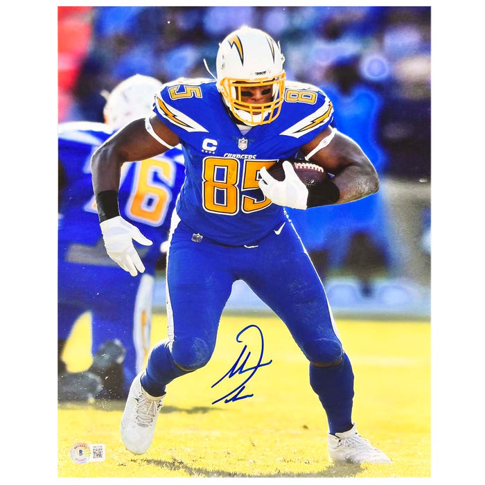Antonio Gates Signed San Diego Pose 2 Football 11x14 Photo (Beckett)