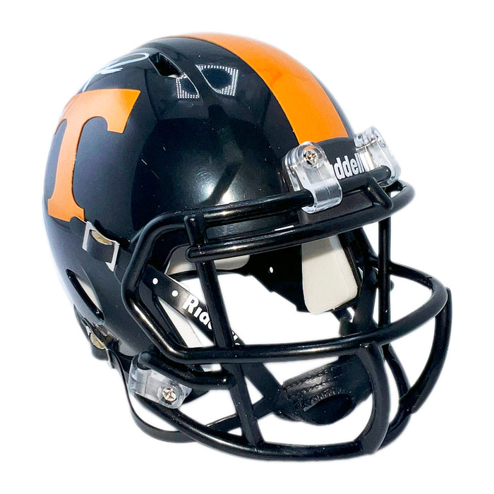 Alvin Kamara Signed Black Tennessee Vols Speed Mini Football Helmet (JSA)