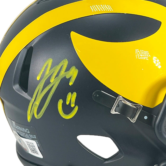 JJ McCarthy Signed Michigan Wolverines Speed Mini Football Helmet (Beckett)