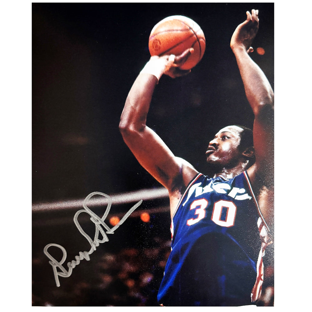 George McGinnis Signed Philadelphia Pose 2 Basketball 8x10 Photo (JSA)