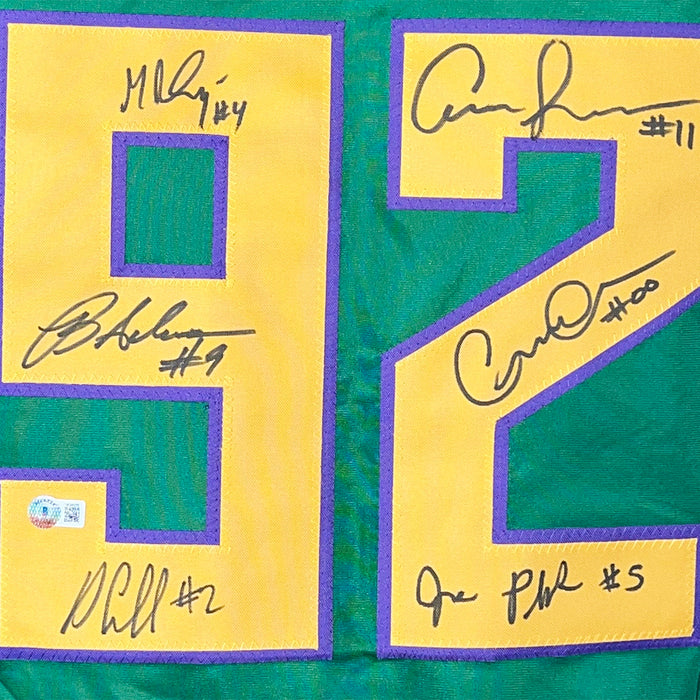 The Mighty Ducks Signed Six Signature Green Hockey Jersey (Beckett)