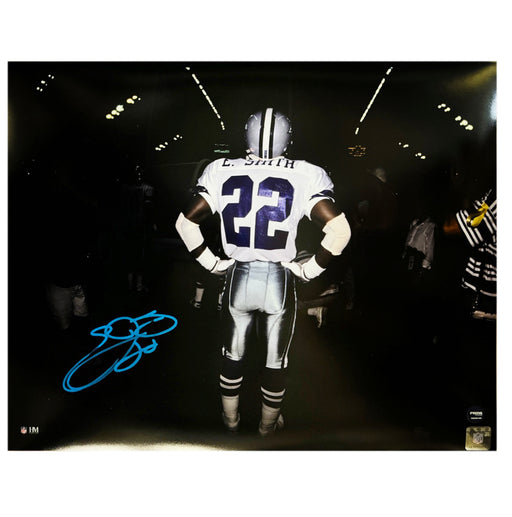 Emmitt Smith Signed Dallas Cowboys Tunnel Football 16x20 Photo (Beckett)