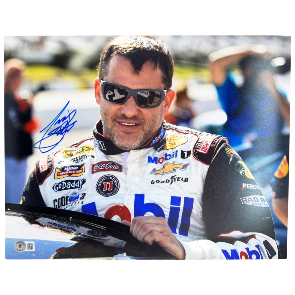 Tony Stewart Signed Pose 1 Racing 8x10 Photo (Beckett)