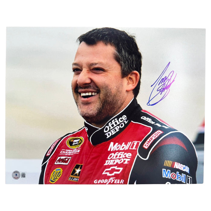 Tony Stewart Signed Pose 3 11x14 Photo (Beckett)