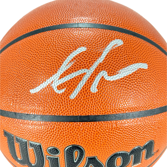 Amar'e Stoudemire Signed Wilson Authentic Series Basketball (Beckett)