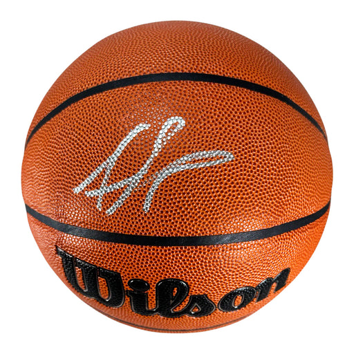 Amar'e Stoudemire Signed Wilson Authentic Series Basketball (Beckett)