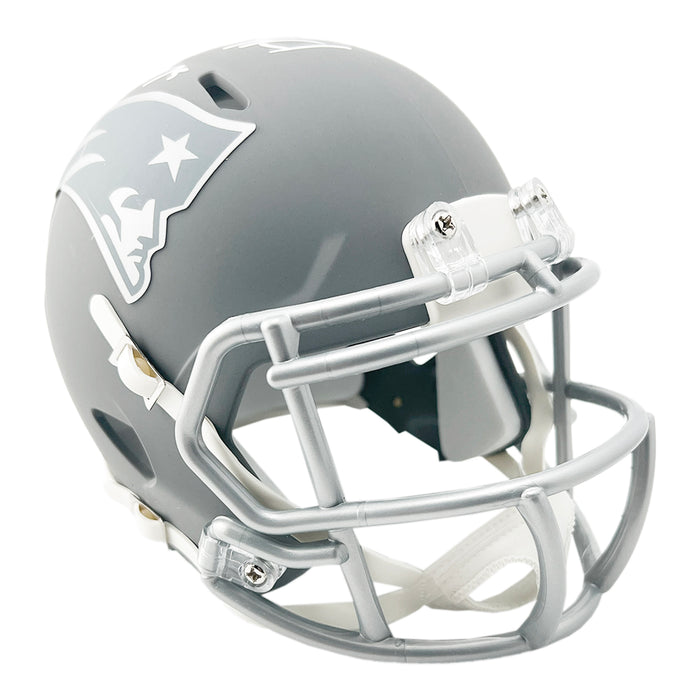Vince Wilfork Signed New England Patriots Slate Alternate Speed Mini Football Helmet (Beckett)