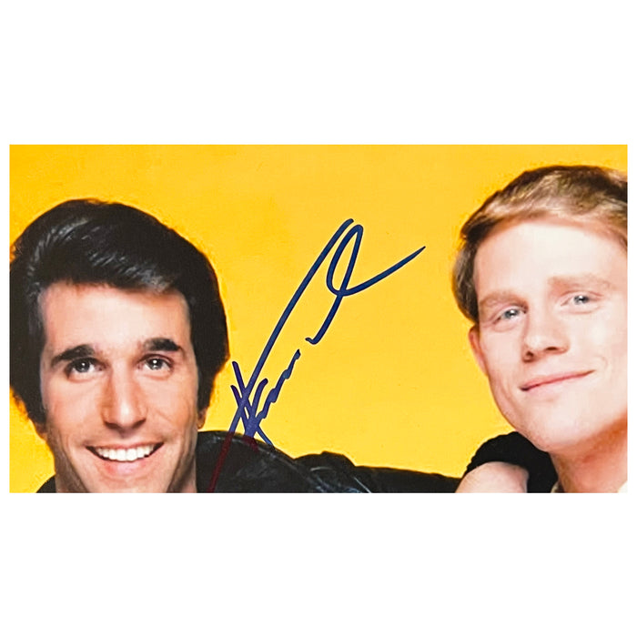 Henry Winkler Signed Pose 3 Happy Days 11x14 Photo (Beckett)