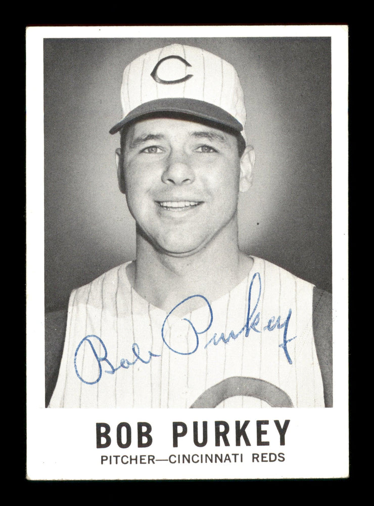 Bob Purkey Autographed 1960 Leaf Card #67 Cincinnati Reds SKU #198798 - RSA