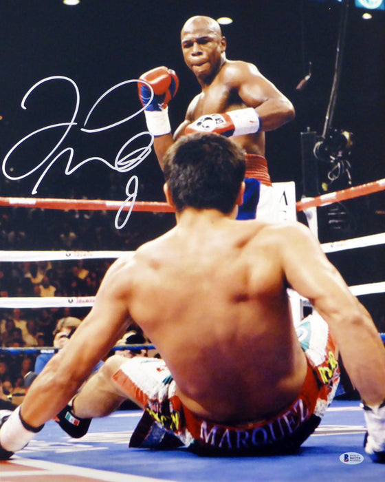 Floyd Mayweather Jr. Autographed Framed 16x20 Photo Beckett BAS Stock #200337 - RSA