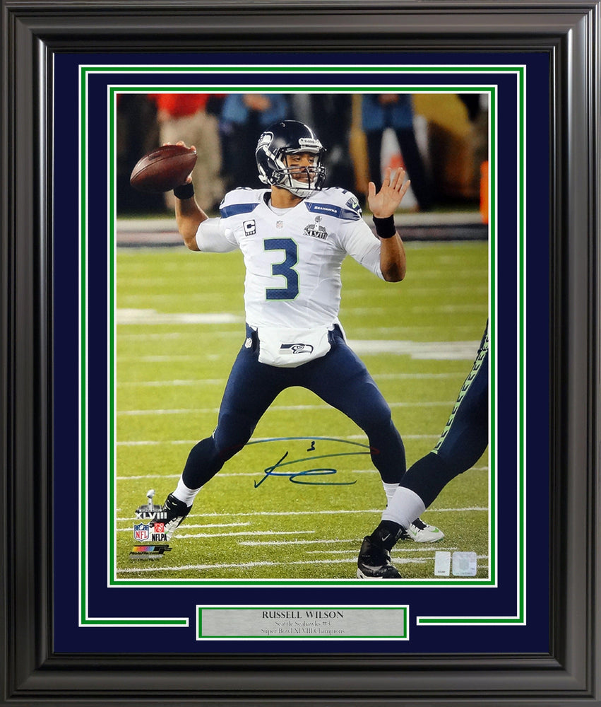 Russell Wilson Autographed Framed 16x20 Photo Seattle Seahawks Super Bowl XLVIII RW Holo Stock #200373 - RSA
