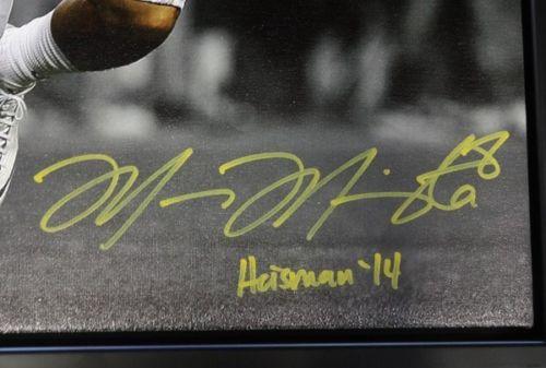 Marcus Mariota Autographed Framed 20x24 Canvas Photo Oregon Ducks "Heisman '14" #/8 MM Holo Stock #91861 - RSA
