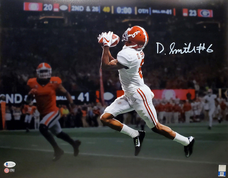 Devonta Smith Autographed 16x20 Photo Alabama Crimson Tide Spotlight Beckett BAS Stock #189564 - RSA