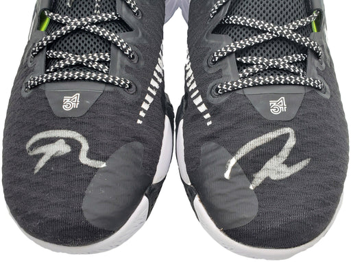 Giannis Antetokounmpo Autographed Black Nike Immortality Shoes Milwaukee Bucks Size 17 Pair Beckett BAS QR Stock #197438 - RSA