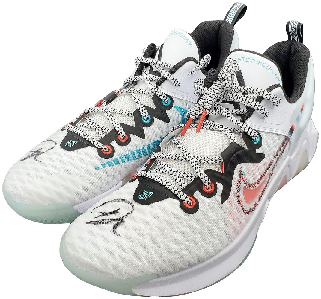 Giannis Antetokounmpo Autographed White Nike Immortality Shoes Milwaukee Bucks Size 15 Pair Beckett BAS QR Stock #197435 - RSA