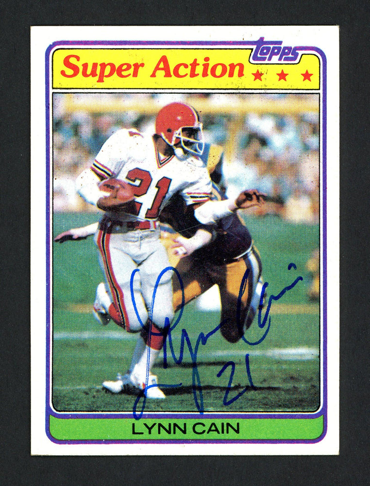 Lynn Cain Autographed 1981 Topps Card #73 Atlanta Falcons SKU #160227 - RSA