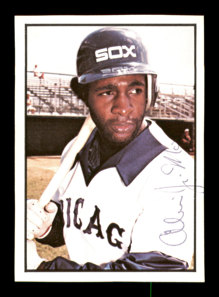 Junior Moore Autographed 1978 SSPC Card #159 Chicago White Sox SKU #204545 - RSA