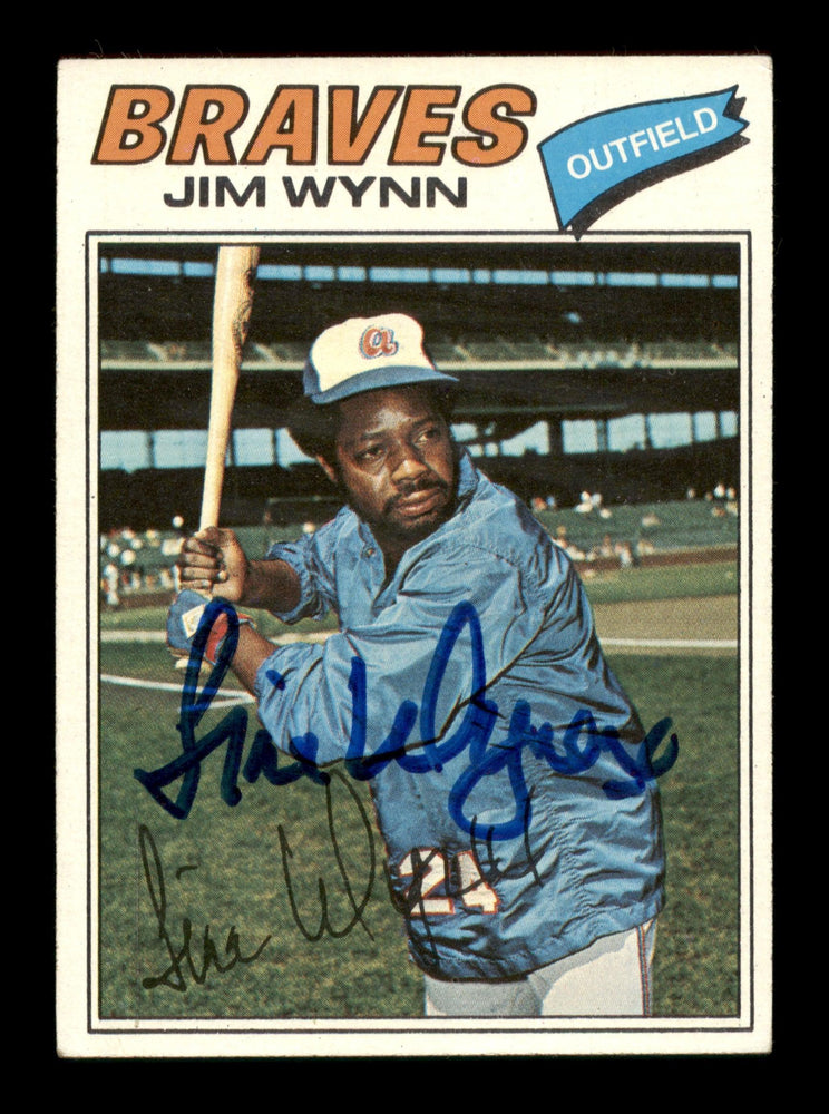 Jim Wynn Autographed 1977 Topps Card #165 Atlanta Braves SKU #205043 - RSA