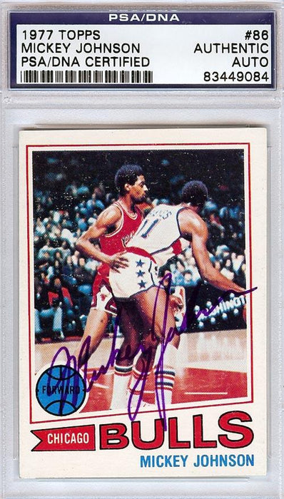 Mickey Johnson Autographed 1977 Topps Card #86 Chicago Bulls PSA/DNA #83449084 - RSA