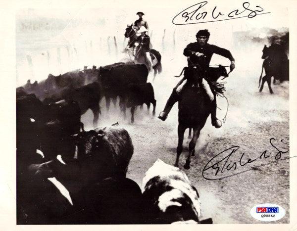 Carlos Monzon Autographed 6.5x8.5 Photo Signed Twice PSA/DNA #Q90562 - RSA