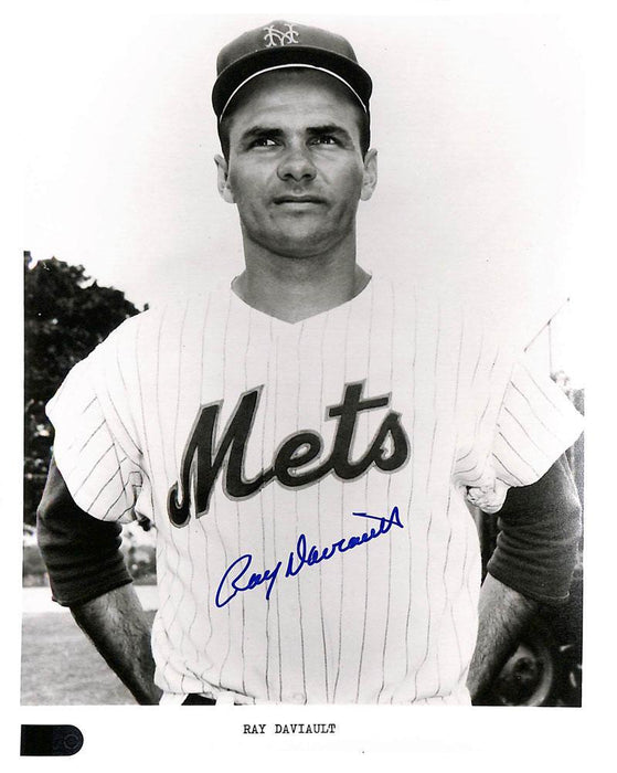 ray daviault signed 8x10 aiv certificate of authenticity